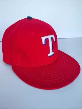 New Era 59FIFTY Texas Rangers Cool Base Fitted Hat 7 1/8 Red MLB On-Field